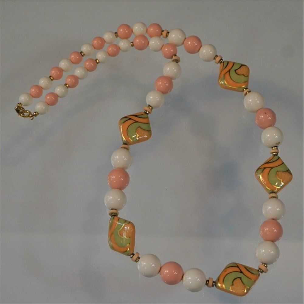 Vintage 70s Japan Beaded Necklace Pink White Green Plastic